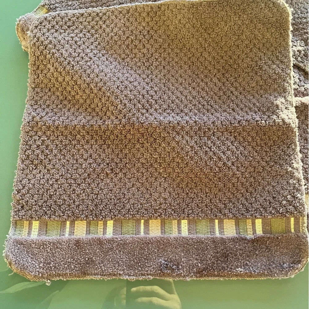 NWT Charter Club Textured Stripe Orchid Mauve 100% Cotton Two Washcloths 13